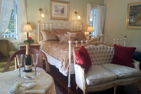 Amore Mt Tamborine - Whitsundays Accommodation 6