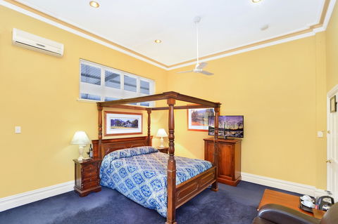 The York Heritage Hotel & Terraces - Whitsundays Accommodation 5
