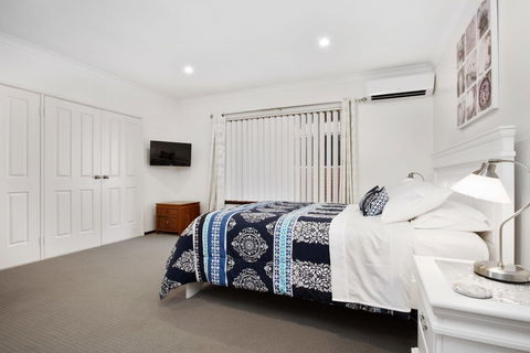 Merridees Place - Whitsundays Accommodation 6