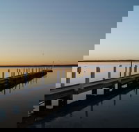 Waterfront Retreat at Wattle Point - Whitsundays Accommodation