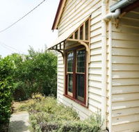 Miss Pyms Cottage - Whitsundays Accommodation