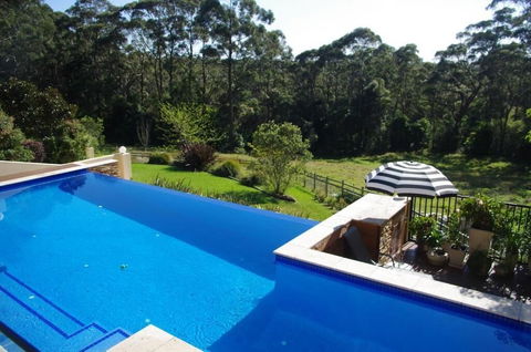 The Ridge Retreat At Mollymook - Whitsundays Accommodation 1
