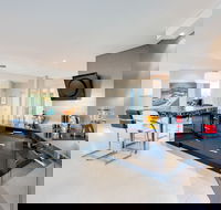 Cottesloe Contemporary Villa - Whitsundays Accommodation