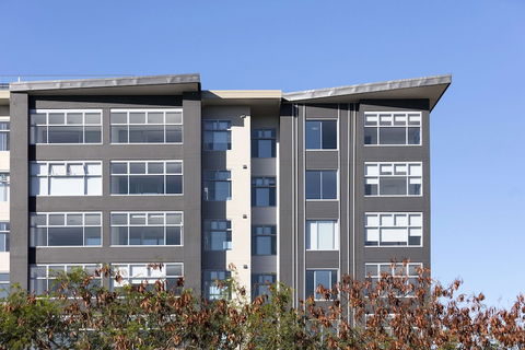 Oaks Brisbane Woolloongabba Suites - Whitsundays Accommodation 1