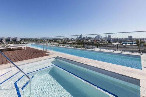 Oaks Brisbane Woolloongabba Suites - Whitsundays Accommodation 5
