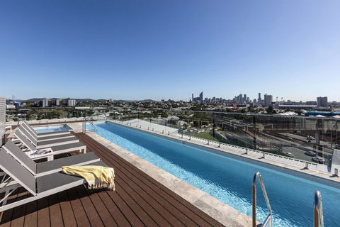 Oaks Brisbane Woolloongabba Suites - Whitsundays Accommodation 6