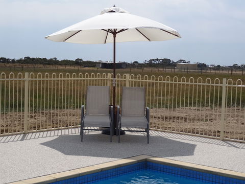 The Oxley Estate - Whitsundays Accommodation 6