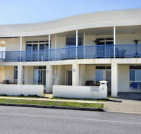 Seaview Sunset Holiday Apartments - Whitsundays Accommodation