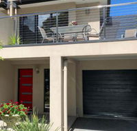 Champagne Stays Apartment - Whitsundays Accommodation