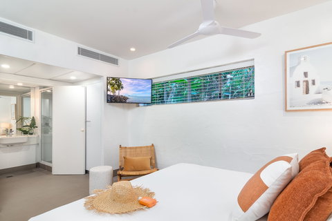 Seascape Holidays - Club Tropical Apts - Whitsundays Accommodation 2