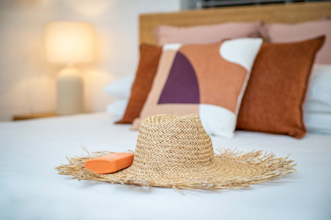 Seascape Holidays - Club Tropical Apts - Whitsundays Accommodation 4