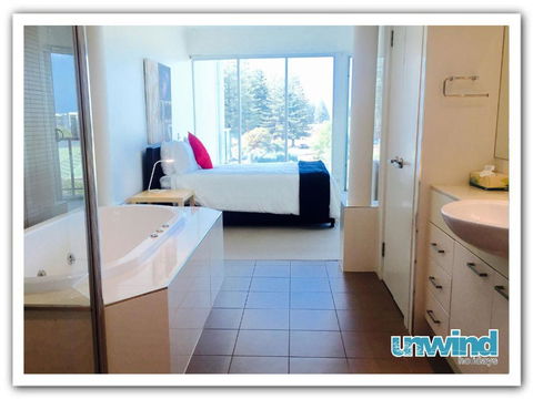 Gallery Resort Apartments - Whitsundays Accommodation 4