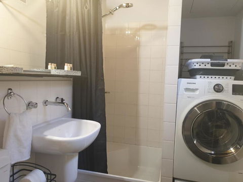 CHILL OUT At THREDBO - Whitsundays Accommodation 5