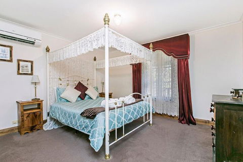 Memory Lane - Whitsundays Accommodation 5