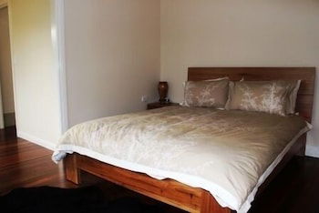 Flame Hill Vineyard - Whitsundays Accommodation 2