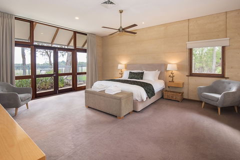 Forest Rise - Whitsundays Accommodation 5