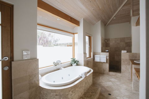 Yallingup Villas - Whitsundays Accommodation 4