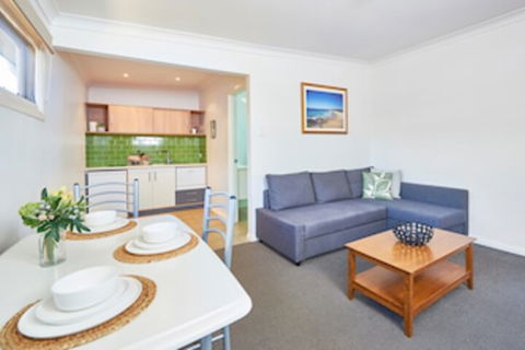 Harbourview Serviced Apartments - Whitsundays Accommodation 0
