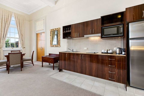 Quality Hotel Regent Rockhampton - Whitsundays Accommodation 7