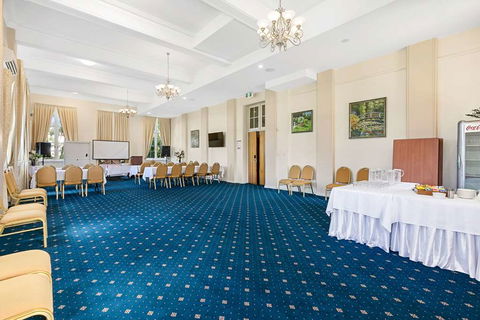 Quality Hotel Regent Rockhampton - Whitsundays Accommodation 13