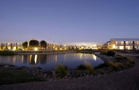Quest Williamstown North - Whitsundays Accommodation 1
