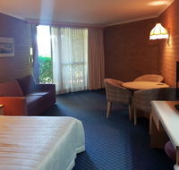 The John Hunter Motel - Whitsundays Accommodation