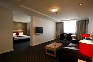 Central Studio Hotel Sydney - Whitsundays Accommodation 4