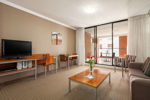 APX Apartments Darling Harbour - Whitsundays Accommodation 11