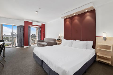 Metro Hotel Perth, South Perth - Whitsundays Accommodation 6