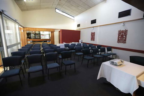 Emerald Central Hotel - Whitsundays Accommodation 1