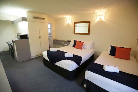 Emerald Central Hotel - Whitsundays Accommodation 5