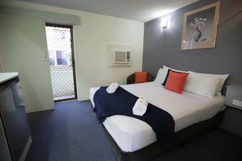 Emerald Central Hotel - Whitsundays Accommodation 6