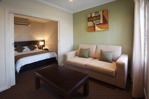 Frome Apartments - Whitsundays Accommodation 4