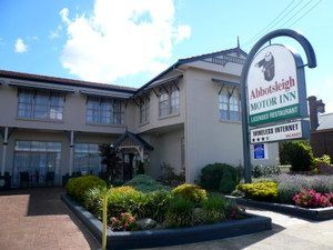 Abbotsleigh Motor Inn - Whitsundays Accommodation 0