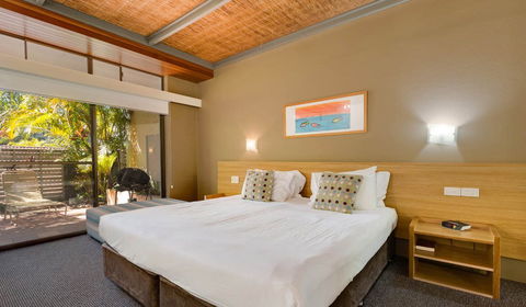 Nautilus Beachfront Villas & Spa - Whitsundays Accommodation 1