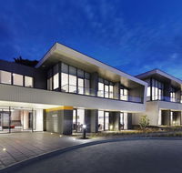 Quarters At Flinders Hotel - Whitsundays Accommodation