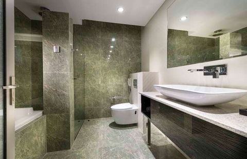 Swan River Hotel - Whitsundays Accommodation 9