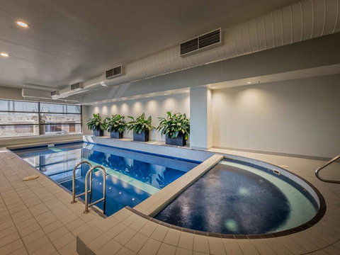 PARKROYAL Melbourne Airport - Whitsundays Accommodation 6