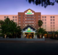 Holiday Inn Parramatta - Whitsundays Accommodation