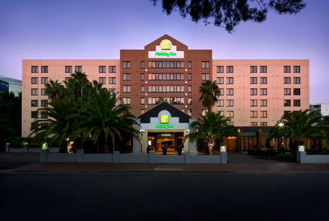 Holiday Inn Parramatta - Whitsundays Accommodation 0