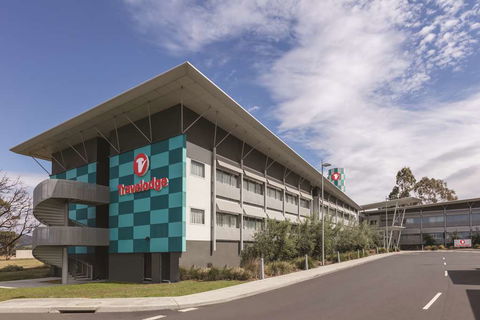 Travelodge Hobart Airport - Whitsundays Accommodation 1