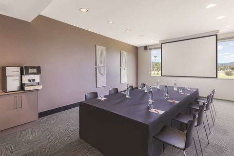 Travelodge Hobart Airport - Whitsundays Accommodation 11