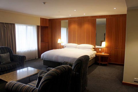 Hilton Adelaide - Whitsundays Accommodation 3