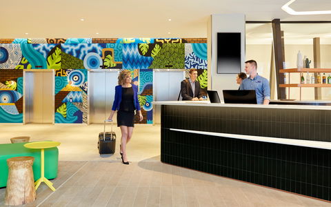 Holiday Inn Express Adelaide City Centre - Whitsundays Accommodation 2