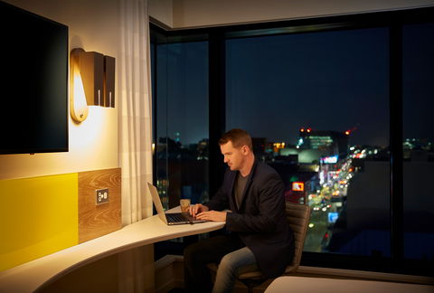 Holiday Inn Express Adelaide City Centre - Whitsundays Accommodation 6