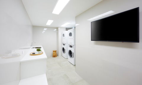 Holiday Inn Express Adelaide City Centre - Whitsundays Accommodation 17