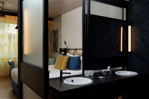 QT Melbourne - Whitsundays Accommodation 5