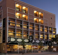 Adelaide Riviera Hotel - Whitsundays Accommodation