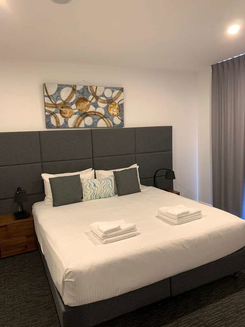 Adelaide Dress Circle Apartments - Whitsundays Accommodation 6