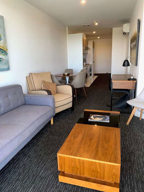 Adelaide Dress Circle Apartments - Whitsundays Accommodation 10